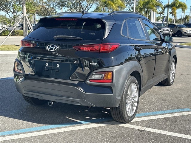 2021 Hyundai KONA SEL