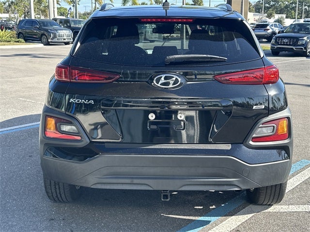2021 Hyundai KONA SEL