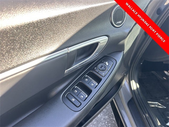 2022 Hyundai SONATA HYBRID SEL