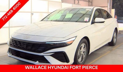 2024 Hyundai ELANTRA SE