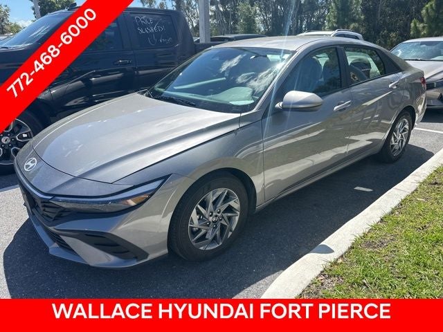 2024 Hyundai ELANTRA SEL