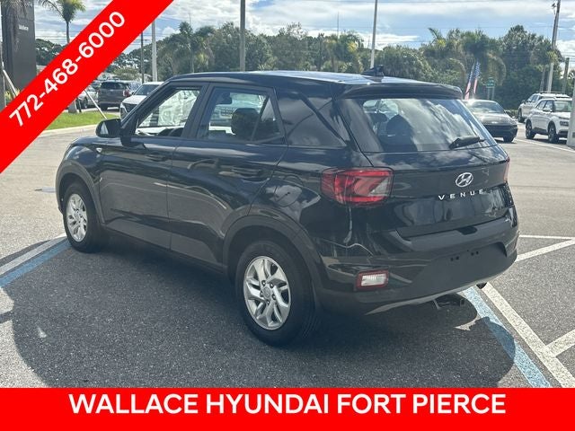 2022 Hyundai VENUE SE