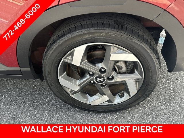 2025 Hyundai Venue SEL - Photo 11