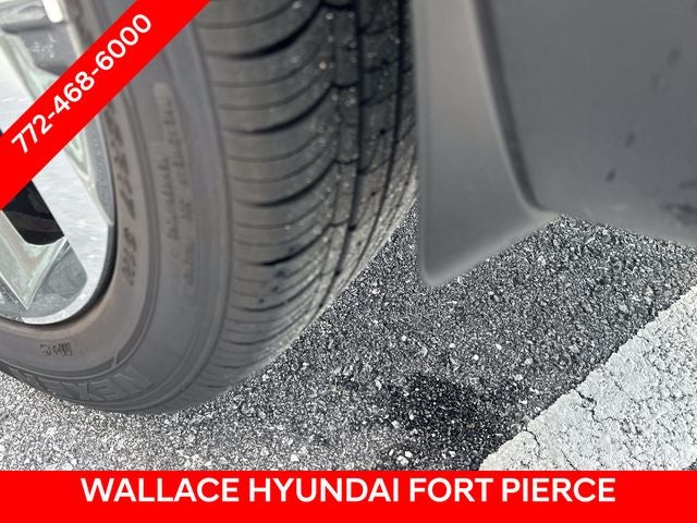 2023 Hyundai Venue Limited - Photo 12