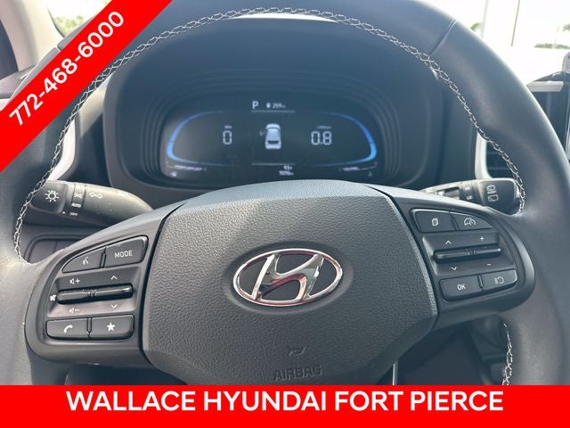 2023 Hyundai Venue Limited - Photo 18
