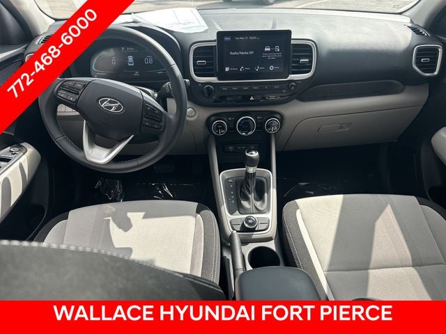 2024 Hyundai Venue SEL - Photo 18