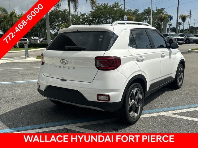2024 Hyundai Venue SEL - Photo 6
