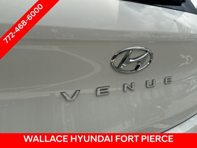 2024 Hyundai Venue SEL - Photo 9