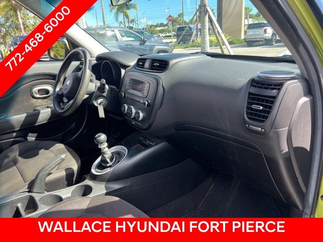 2016 Kia Soul Base