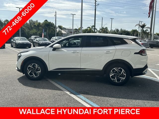 2024 Kia Sportage LX - Photo 11