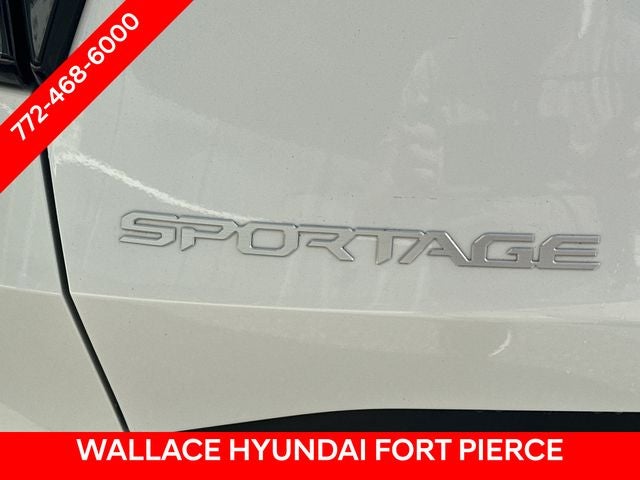 2024 Kia Sportage LX - Photo 8