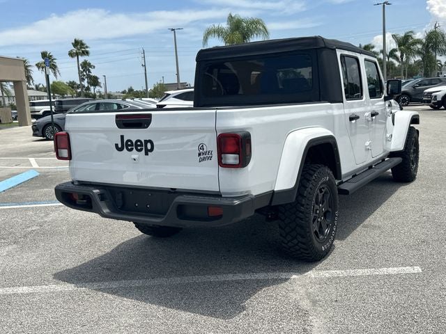 2022 Jeep Gladiator Willys