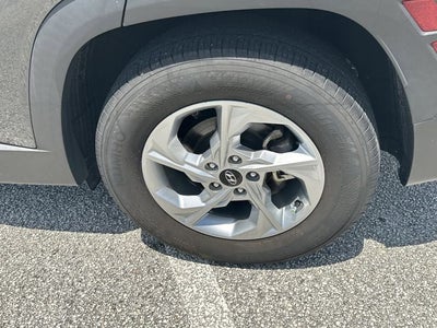 2023 Hyundai TUCSON SE