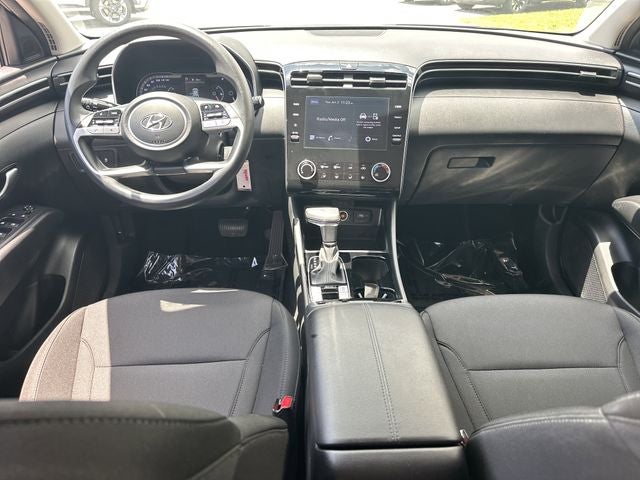 2023 Hyundai TUCSON SE