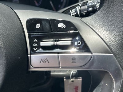 2023 Hyundai TUCSON SE