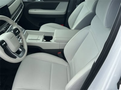 2025 Hyundai SANTA FE SE