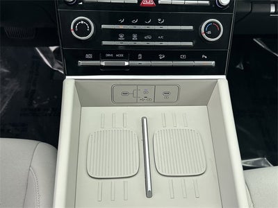 2025 Hyundai SANTA FE SE