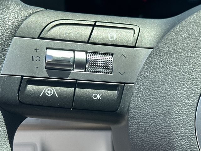 2025 Hyundai KONA SE