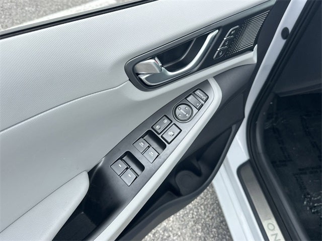 2020 Hyundai IONIQ HYBRID Limited