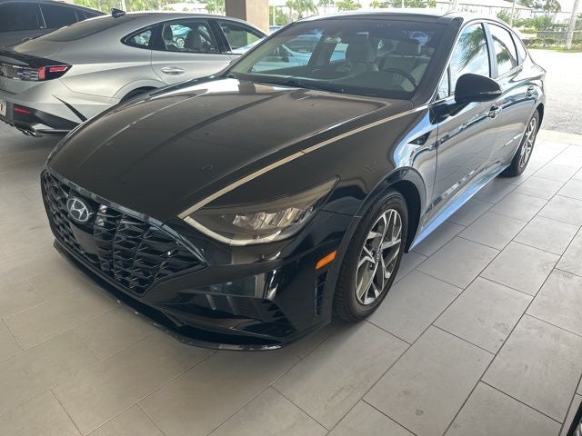 2022 Hyundai SONATA SEL