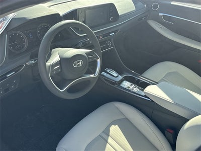 2023 Hyundai SONATA SE
