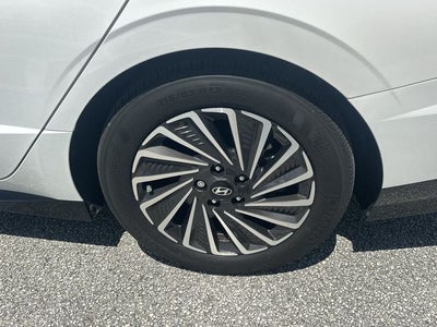2024 Hyundai SONATA HYBRID Limited