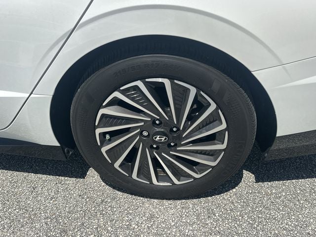 2024 Hyundai SONATA HYBRID Limited