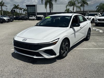 2025 Hyundai ELANTRA SEL Sport