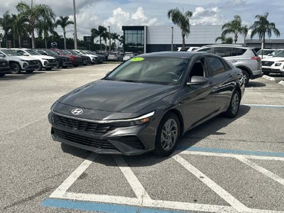 2024 Hyundai ELANTRA SEL