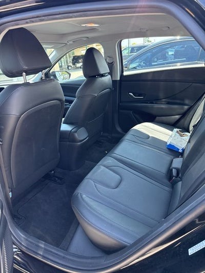 2023 Hyundai ELANTRA Limited