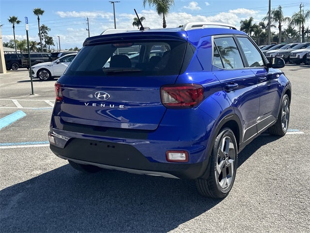 2025 Hyundai VENUE SEL