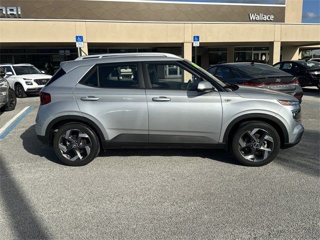 2023 Hyundai VENUE SEL