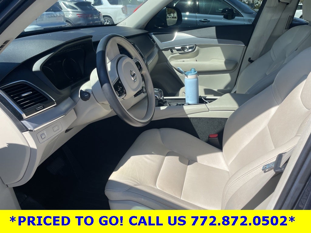 2021 Volvo XC90 T5 Momentum