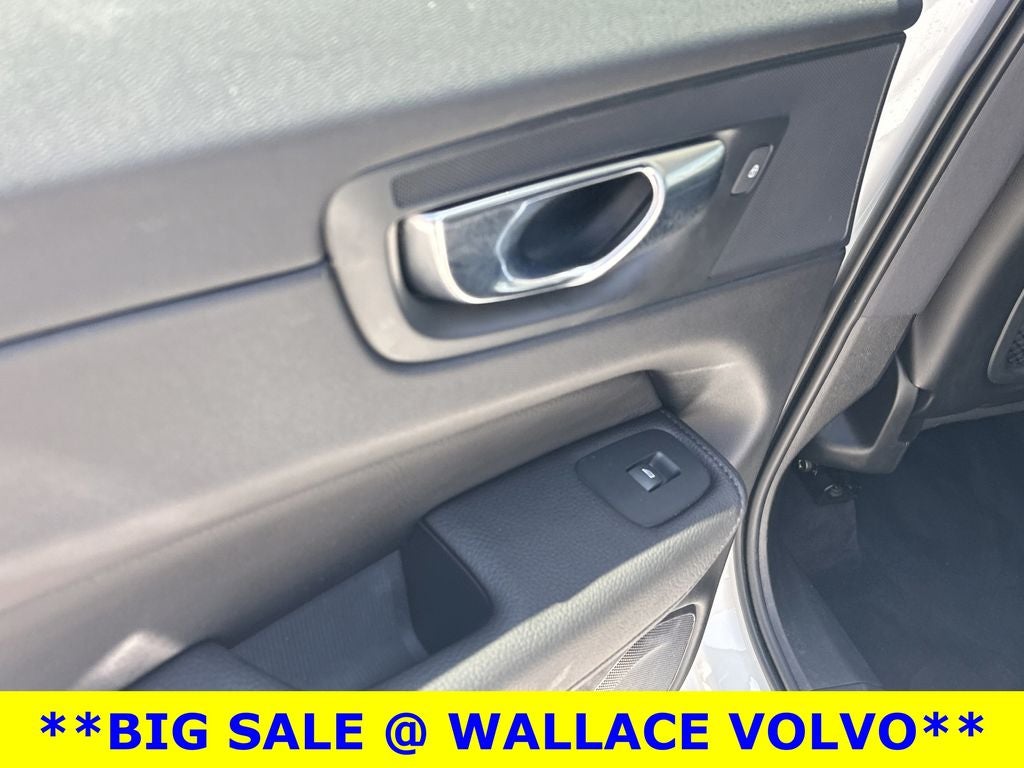 2021 Volvo XC60 T5 Momentum
