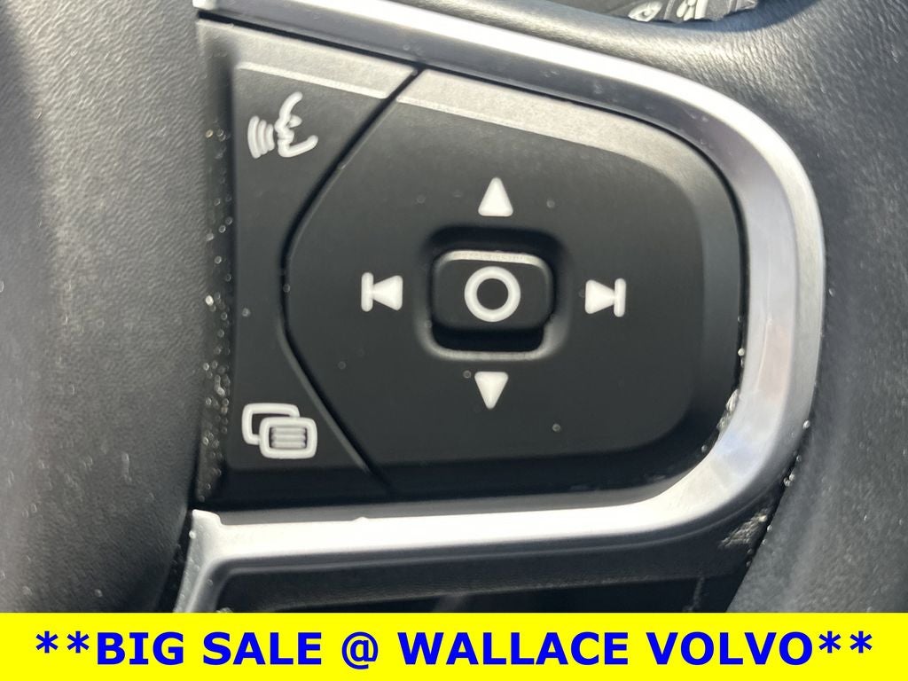 2021 Volvo XC60 T5 Momentum