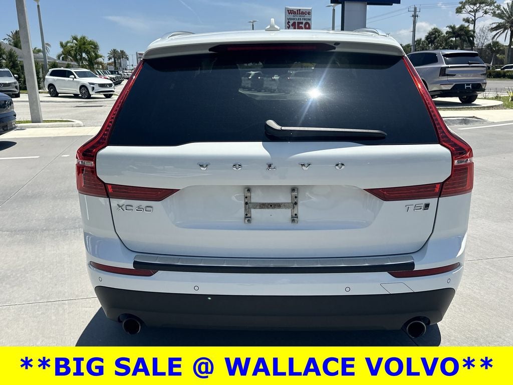 2021 Volvo XC60 T5 Momentum