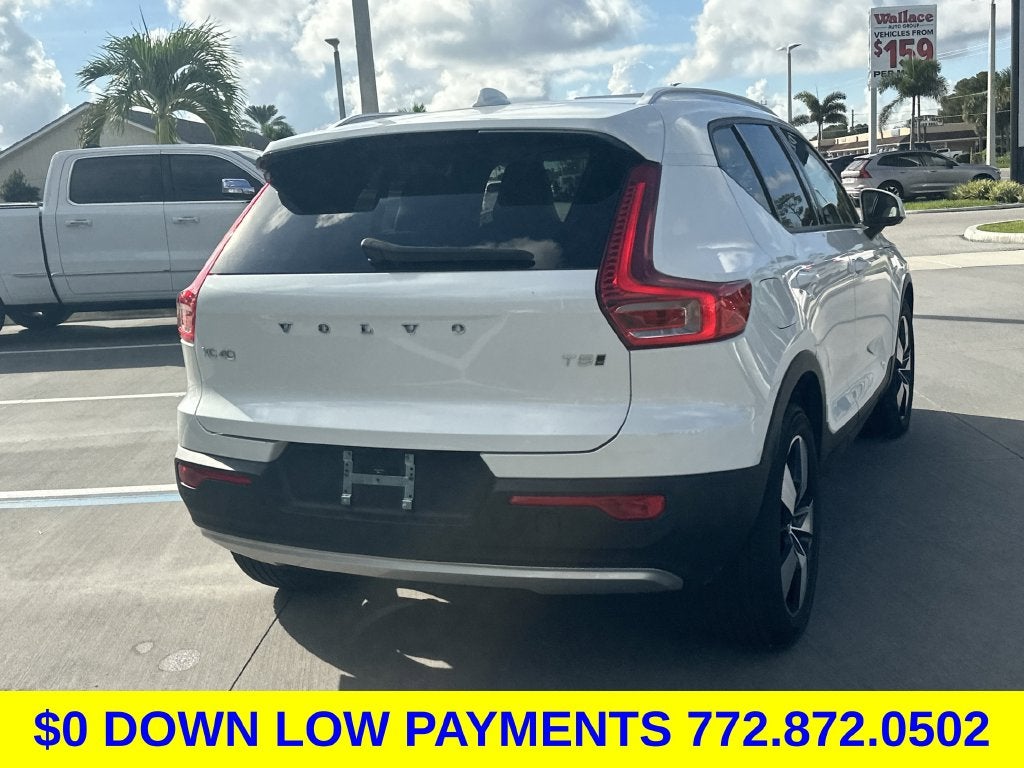 2021 Volvo XC40 Momentum