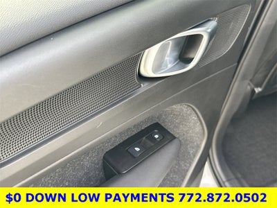 2021 Volvo XC40 R-Design