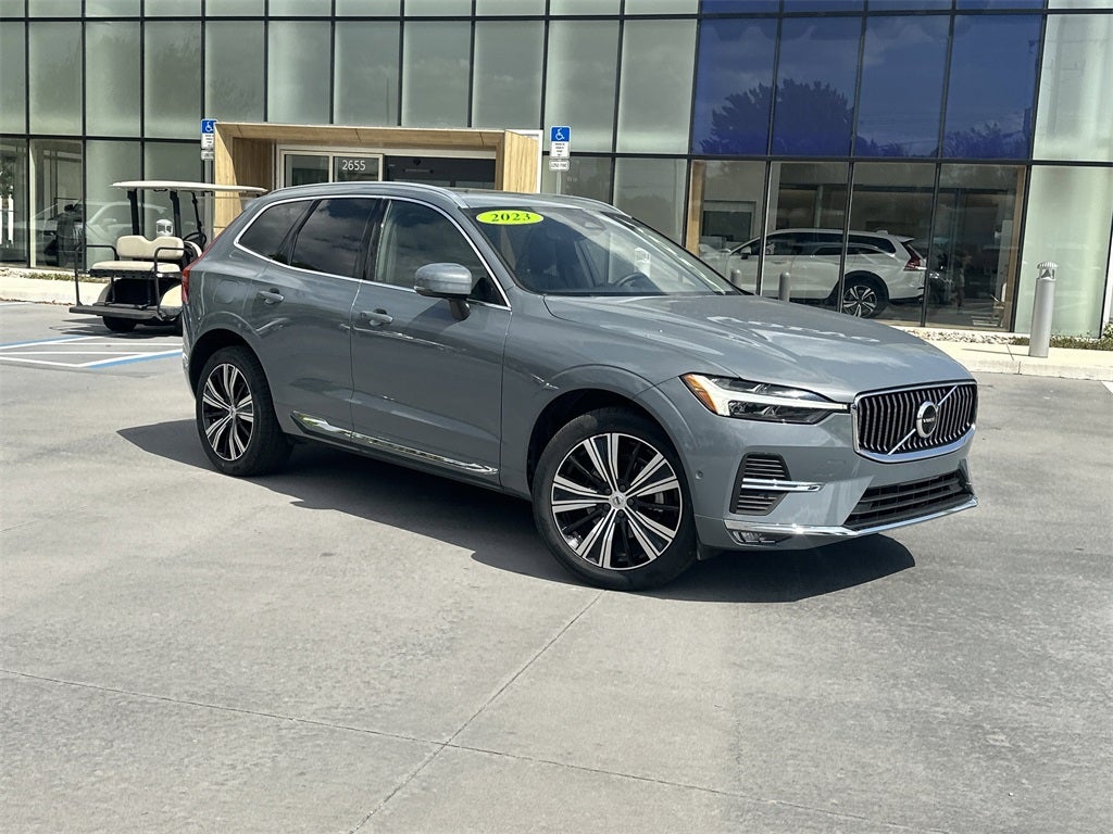 2023 Volvo XC60 B5 Plus Bright Theme