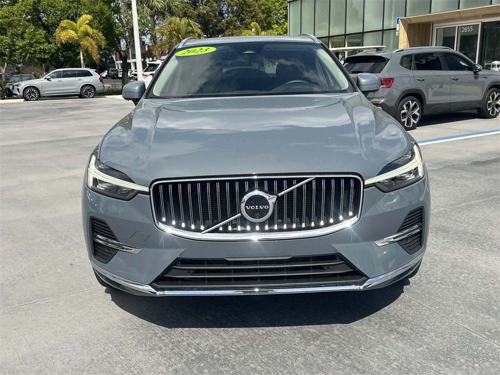 2023 Volvo XC60 B5 Plus Bright Theme