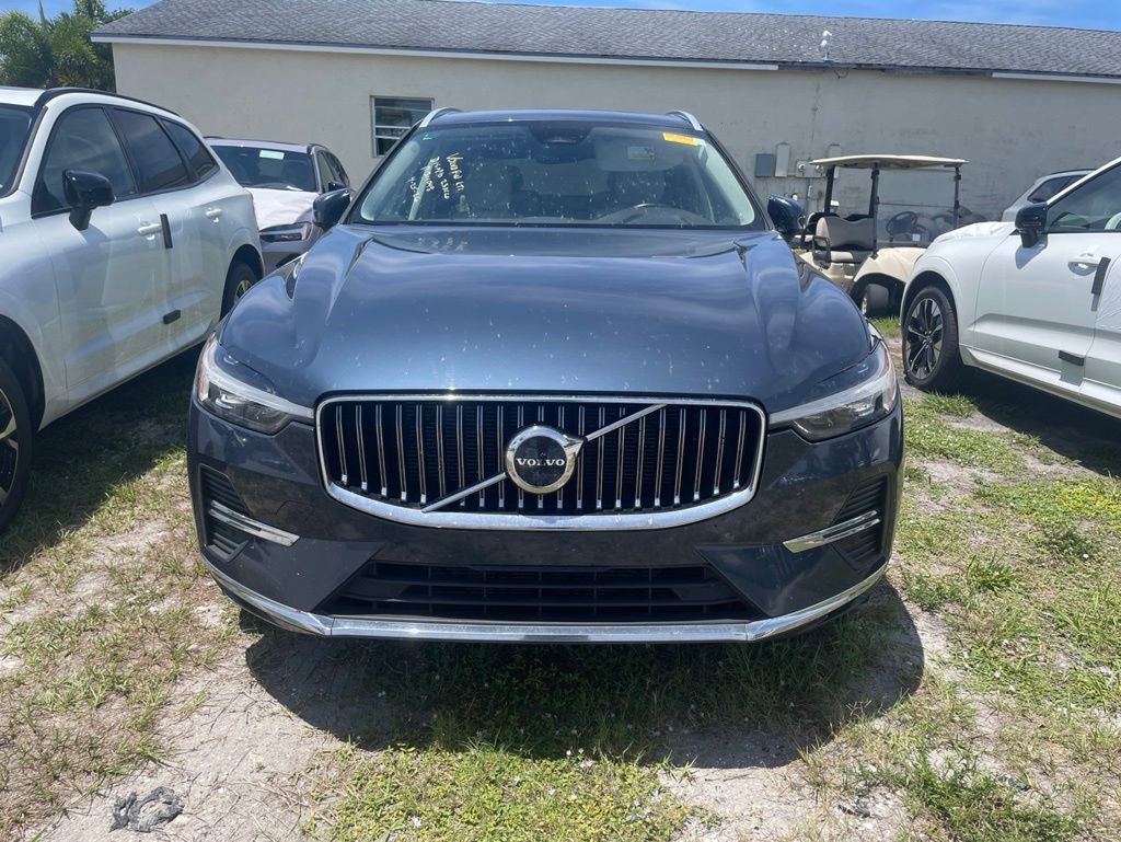 2023 Volvo XC60 B5 Plus Bright Theme