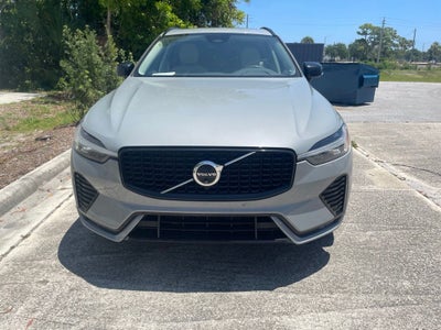 2024 Volvo XC60 B5 Plus Dark Theme