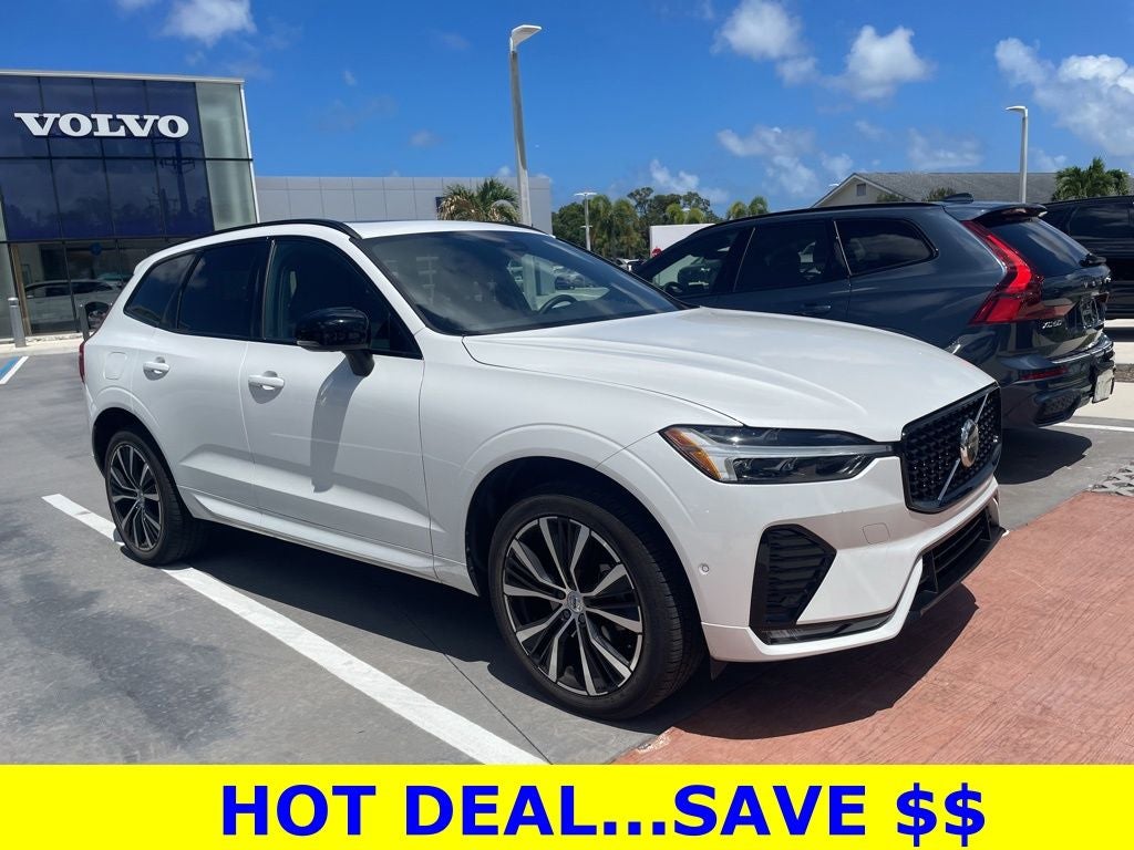 2023 Volvo XC60 B5 Plus Dark Theme