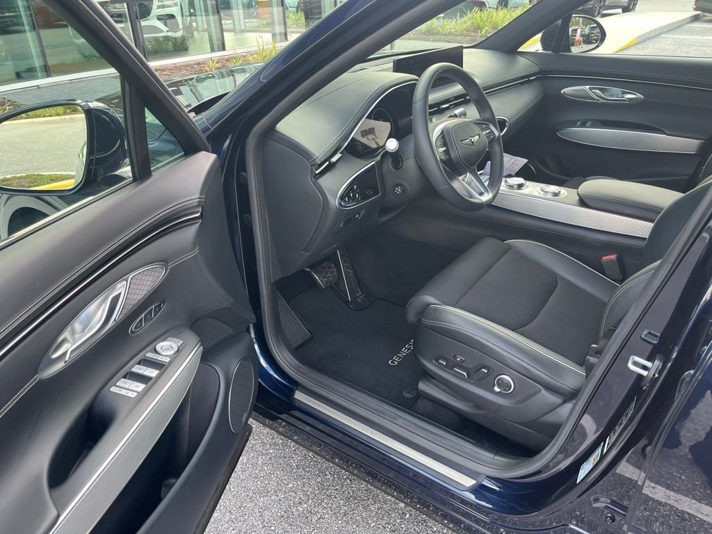 2024 Genesis GV70 2.5T