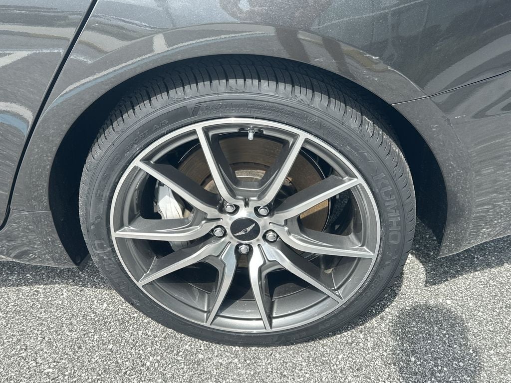 2025 Genesis G70 2.5T