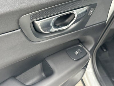 2024 Volvo XC60 Recharge Plug-In Hybrid Ultimate