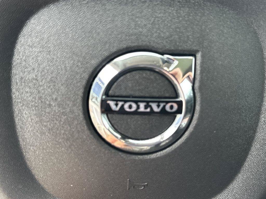 2024 Volvo XC60 Recharge Plug-In Hybrid Ultimate