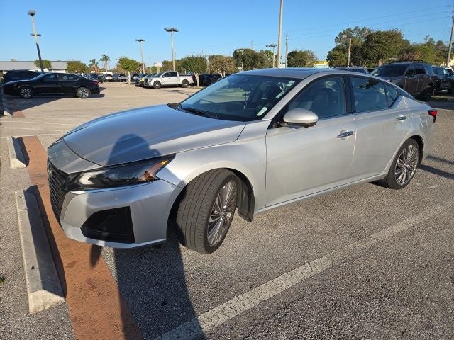 2023 Nissan Altima 2.5 SL