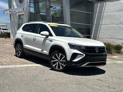 2023 Volkswagen Taos 1.5T SE