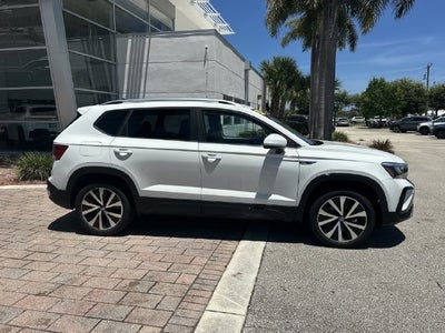2023 Volkswagen Taos 1.5T SE